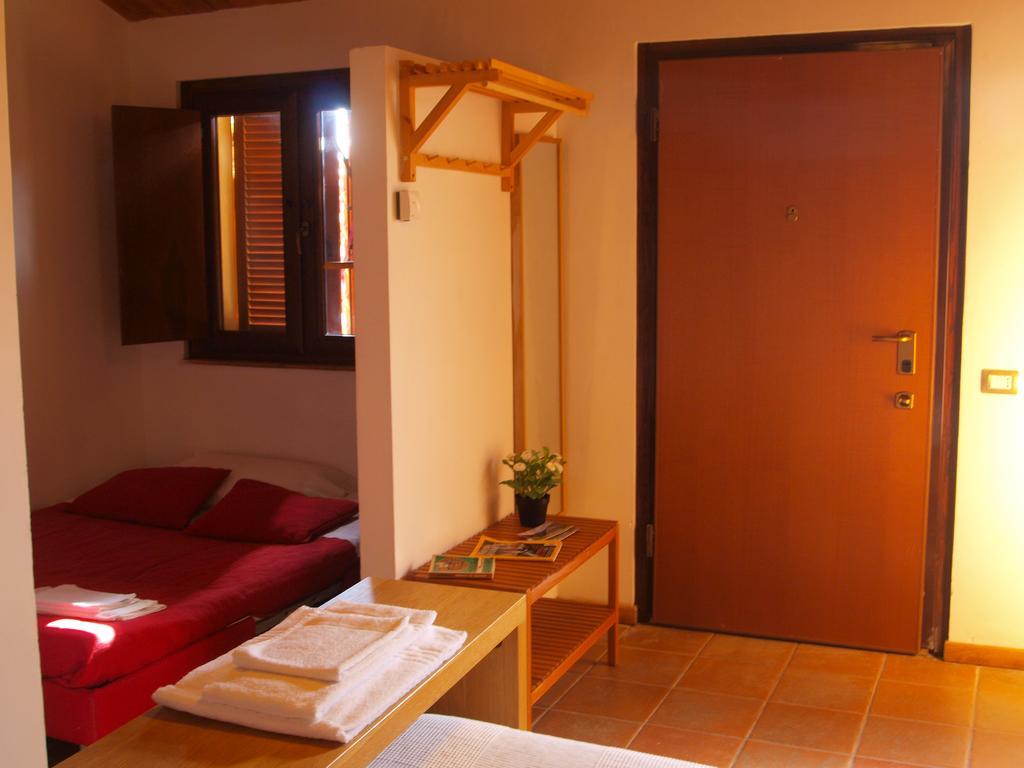 Agriturismo Becerca Vegan Serra San Quirico Kültér fotó